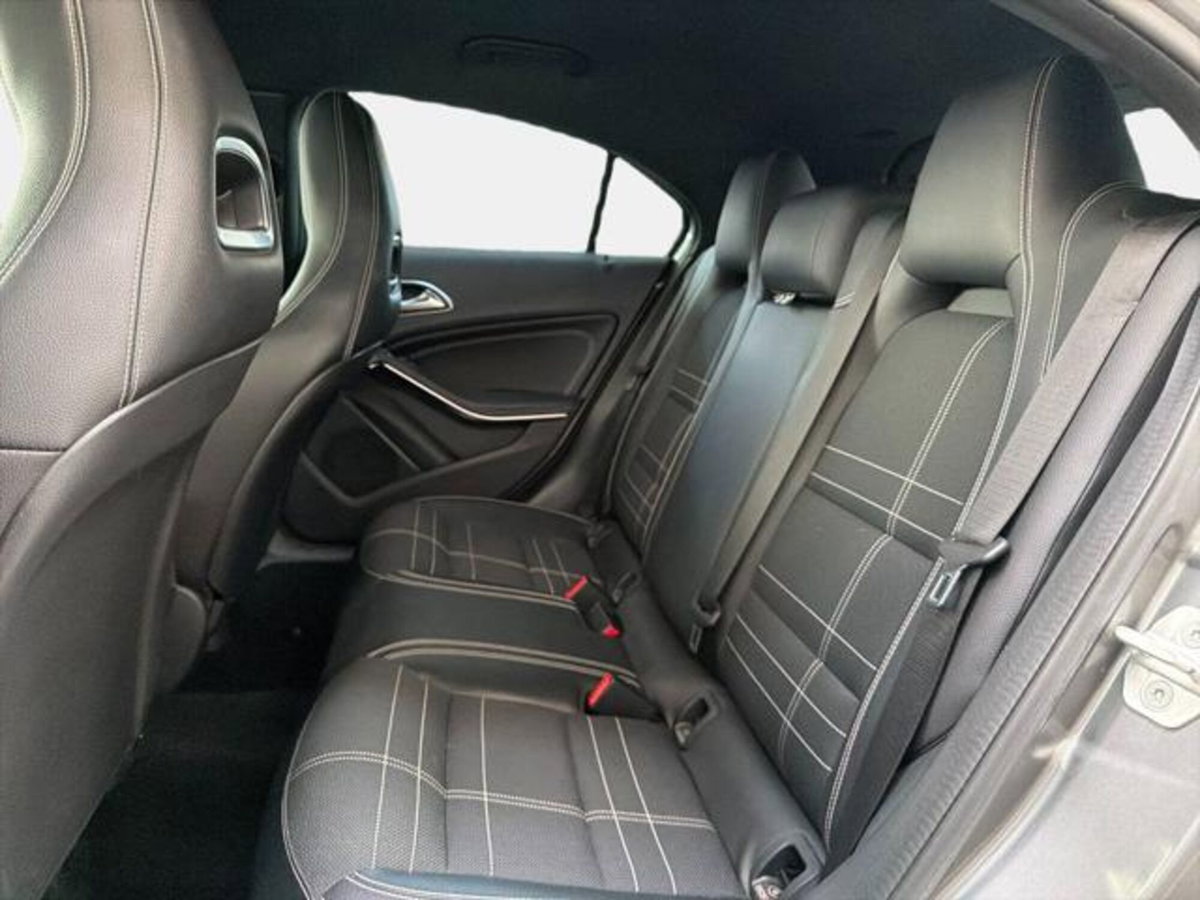 Mercedes-Benz Classe A 180 d Executive (13)
