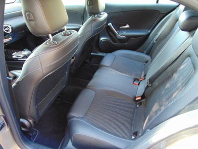 Mercedes-Benz Classe A 180 d Automatic Sport (15)