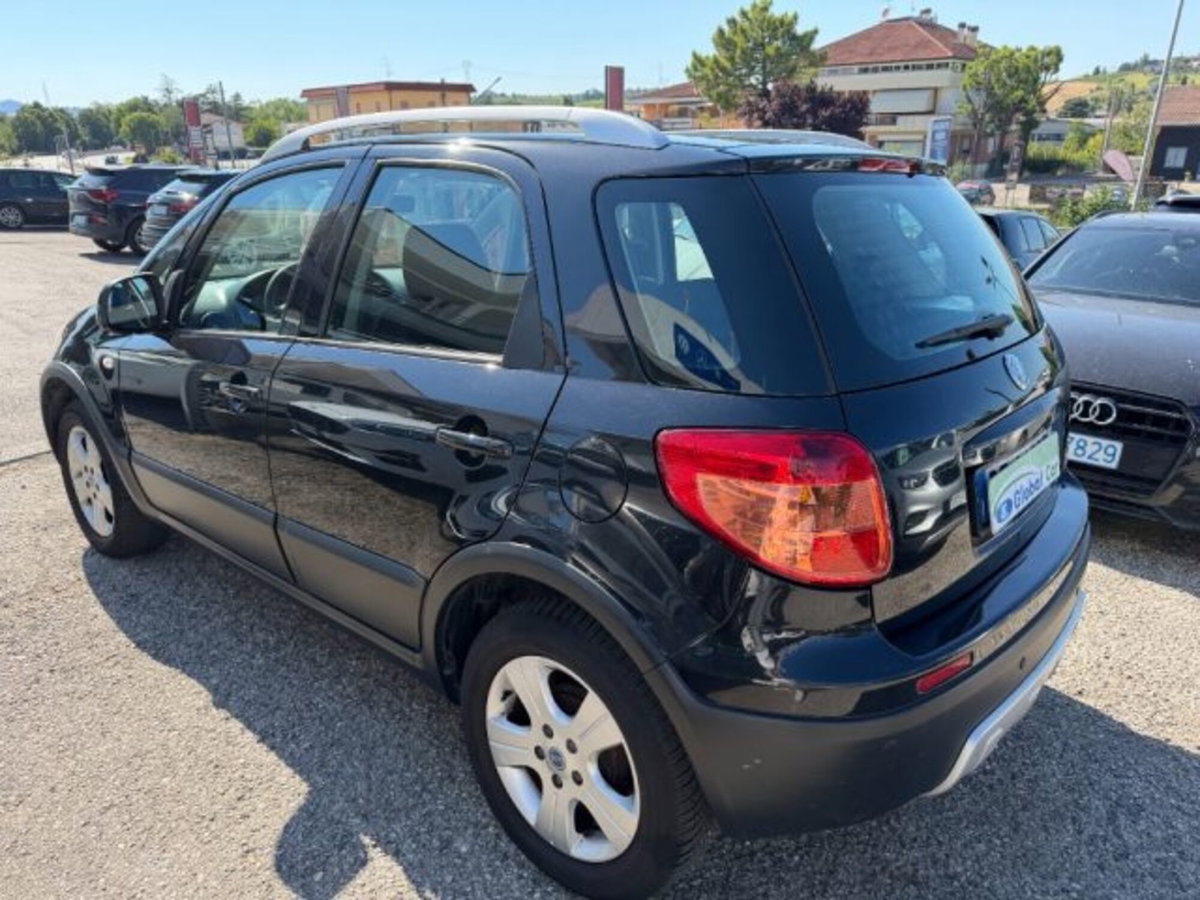 Fiat Sedici 1.9 MJT 4x4 Dynamic (5)