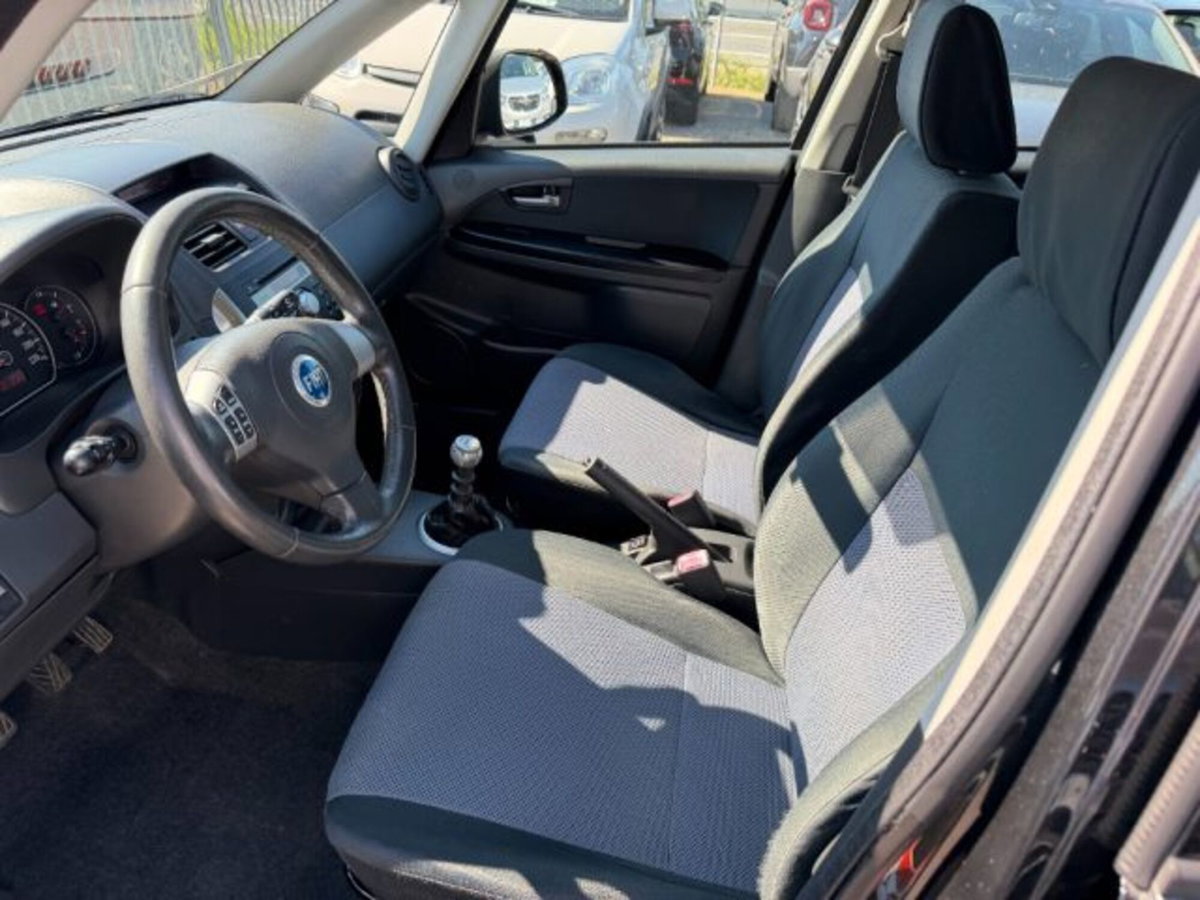 Fiat Sedici 1.9 MJT 4x4 Dynamic (6)