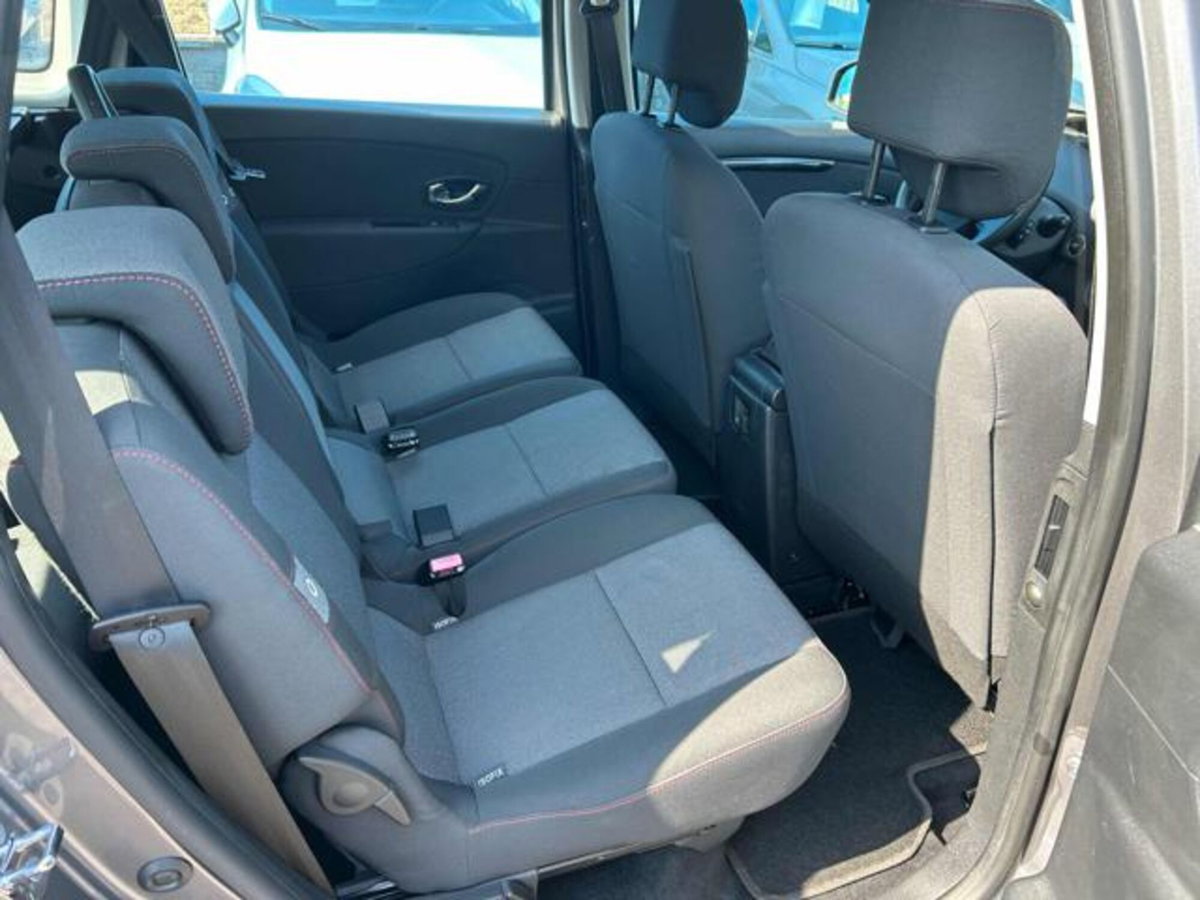Renault Scenic E-Tech Electric 1.6 Wave (11)