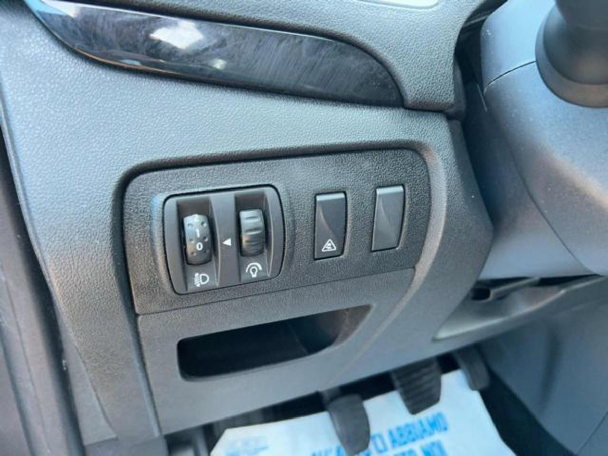 Renault Scenic E-Tech Electric 1.6 Wave (14)