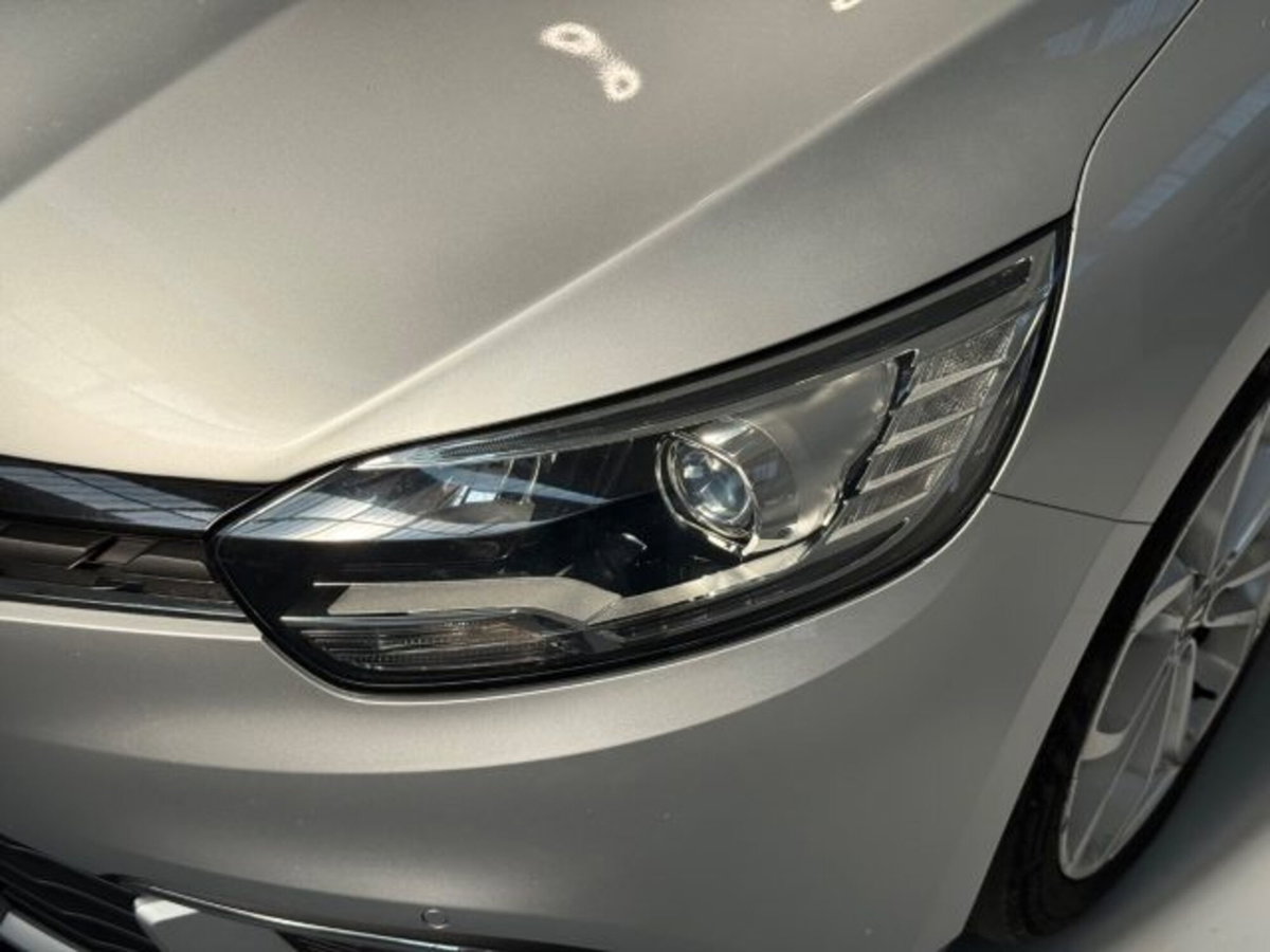 Renault Scenic E-Tech Electric 1.9 dCi Confort Dynamique (16)