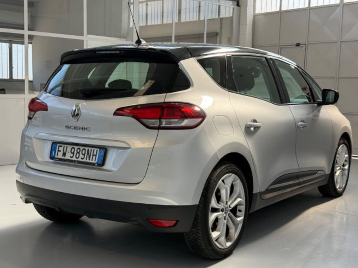 Renault Scenic E-Tech Electric 1.9 dCi Confort Dynamique (5)