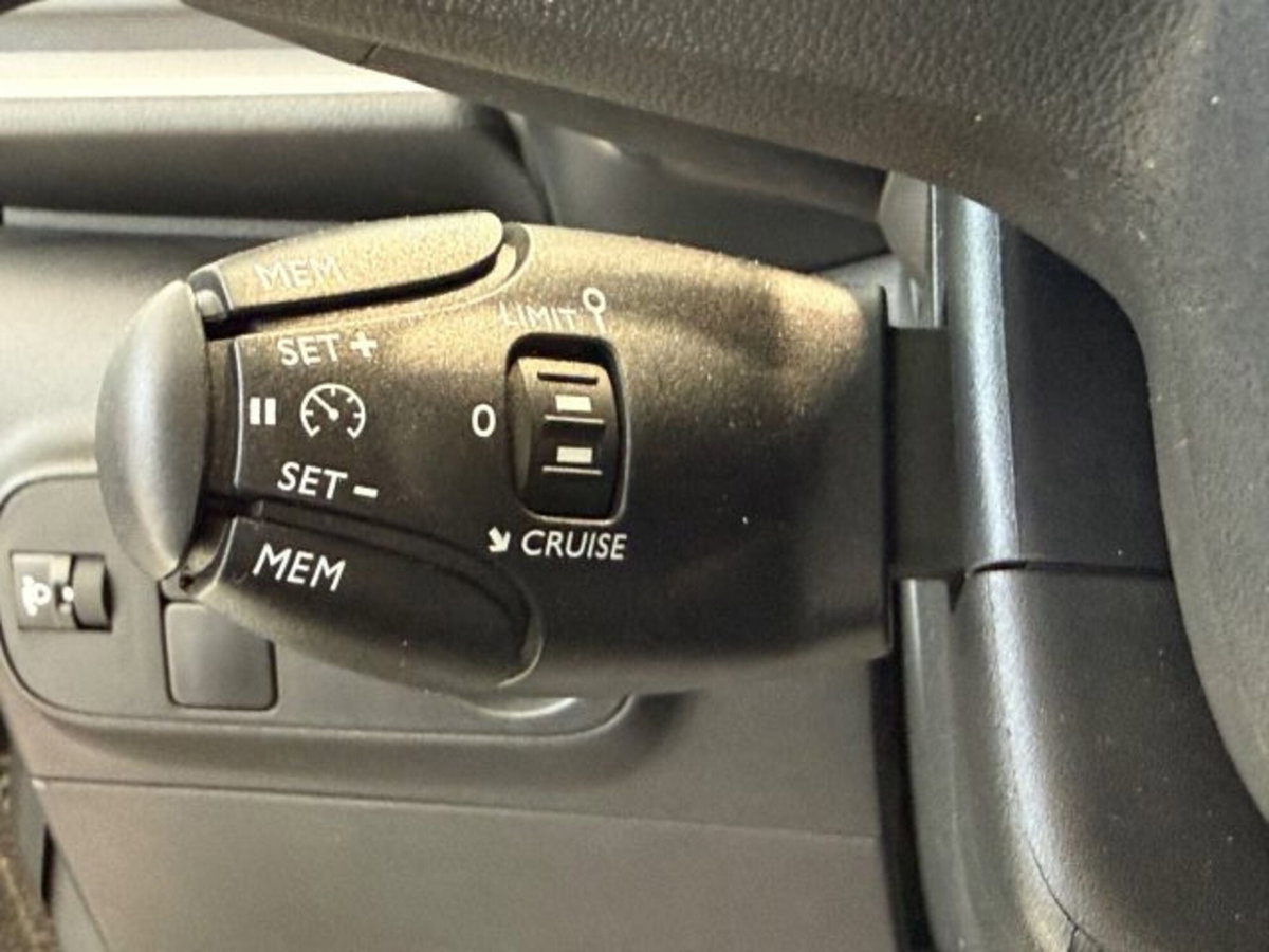 Citroen C3 1.2 puretech You s&s 83cv neopatentati (18)