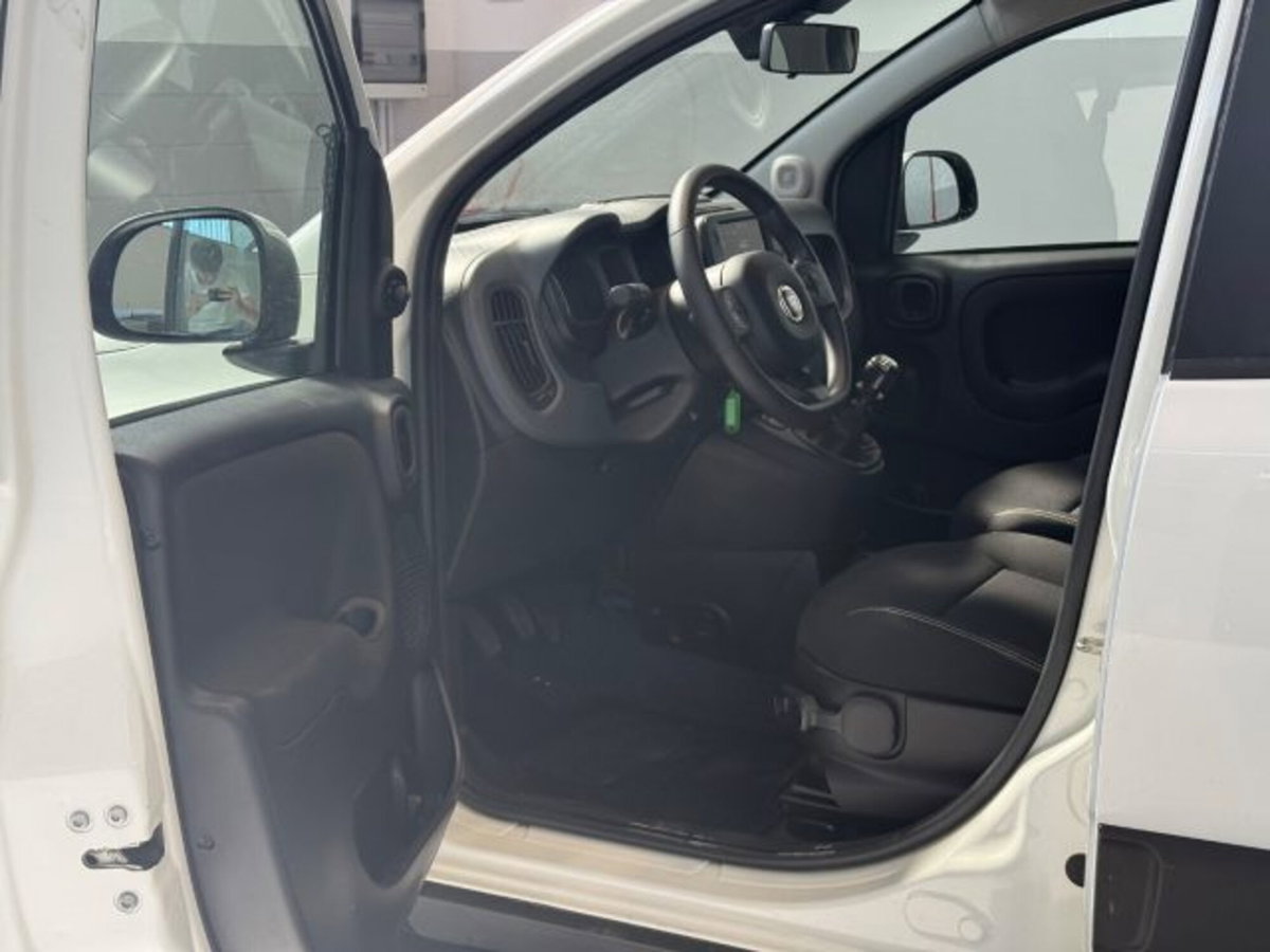 Fiat Panda Cross 1.0 firefly hybrid Cross s&s 70cv 5p.ti (19)