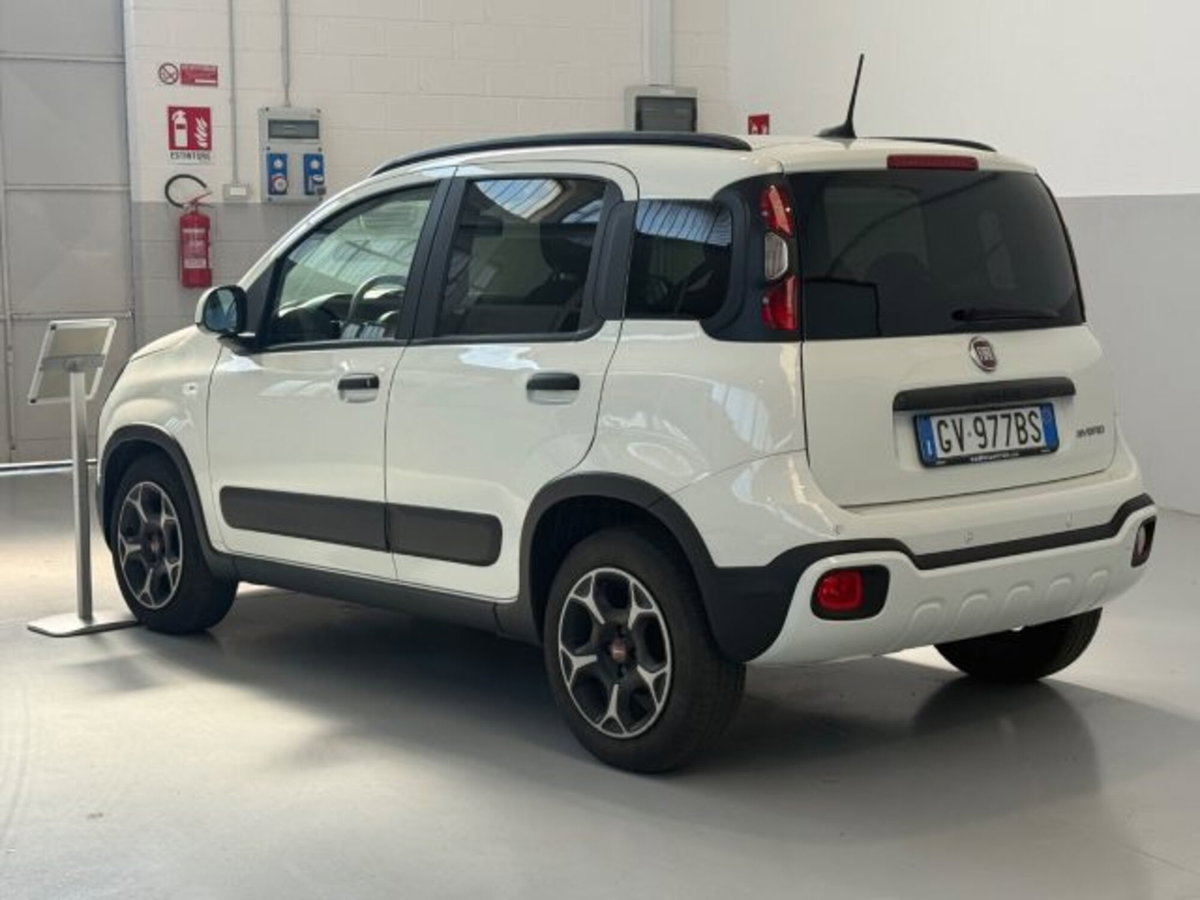 Fiat Panda Cross 1.0 firefly hybrid Cross s&s 70cv 5p.ti (7)