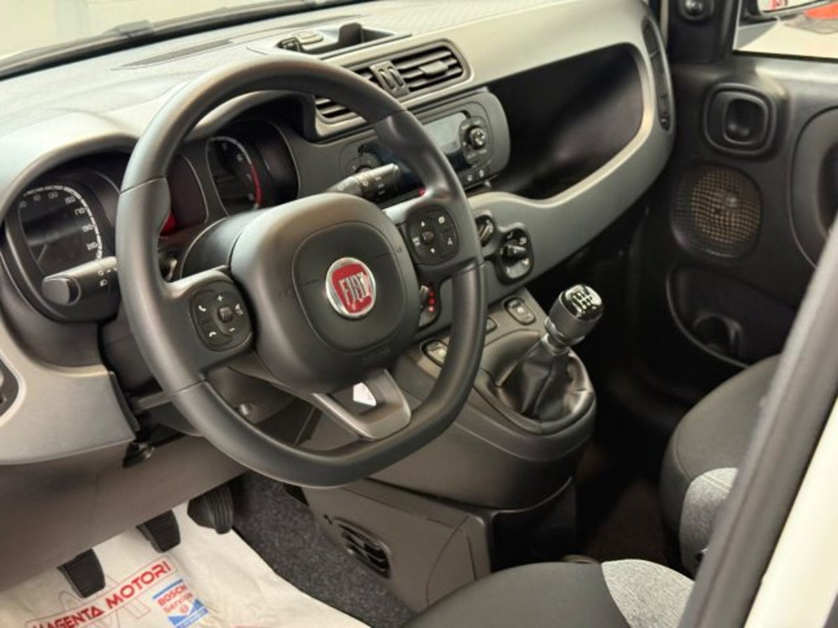 Fiat Panda 1.0 firefly hybrid s&s 70cv 5p.ti (10)
