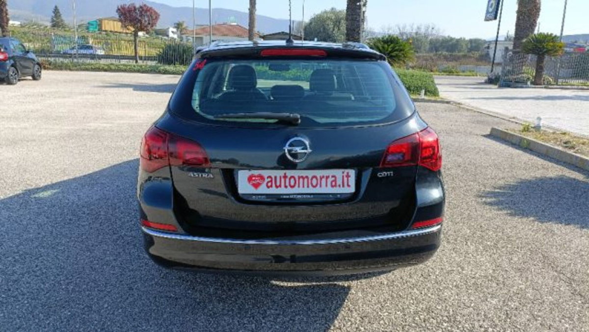 Opel Astra Station Wagon 1.7 CDTI 110CV Sports Cosmo (6)