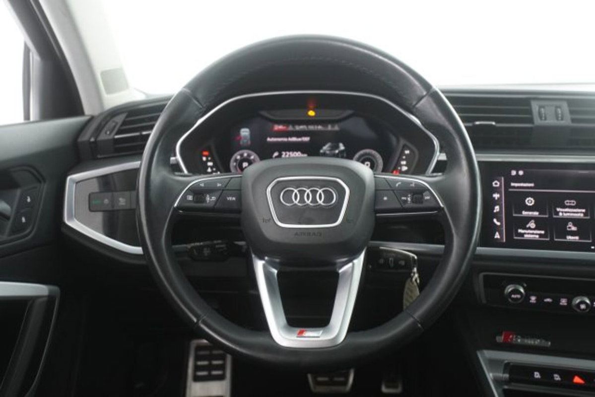 Audi Q3 Sportback 35 TDI quattro S tronic S line edition (4)