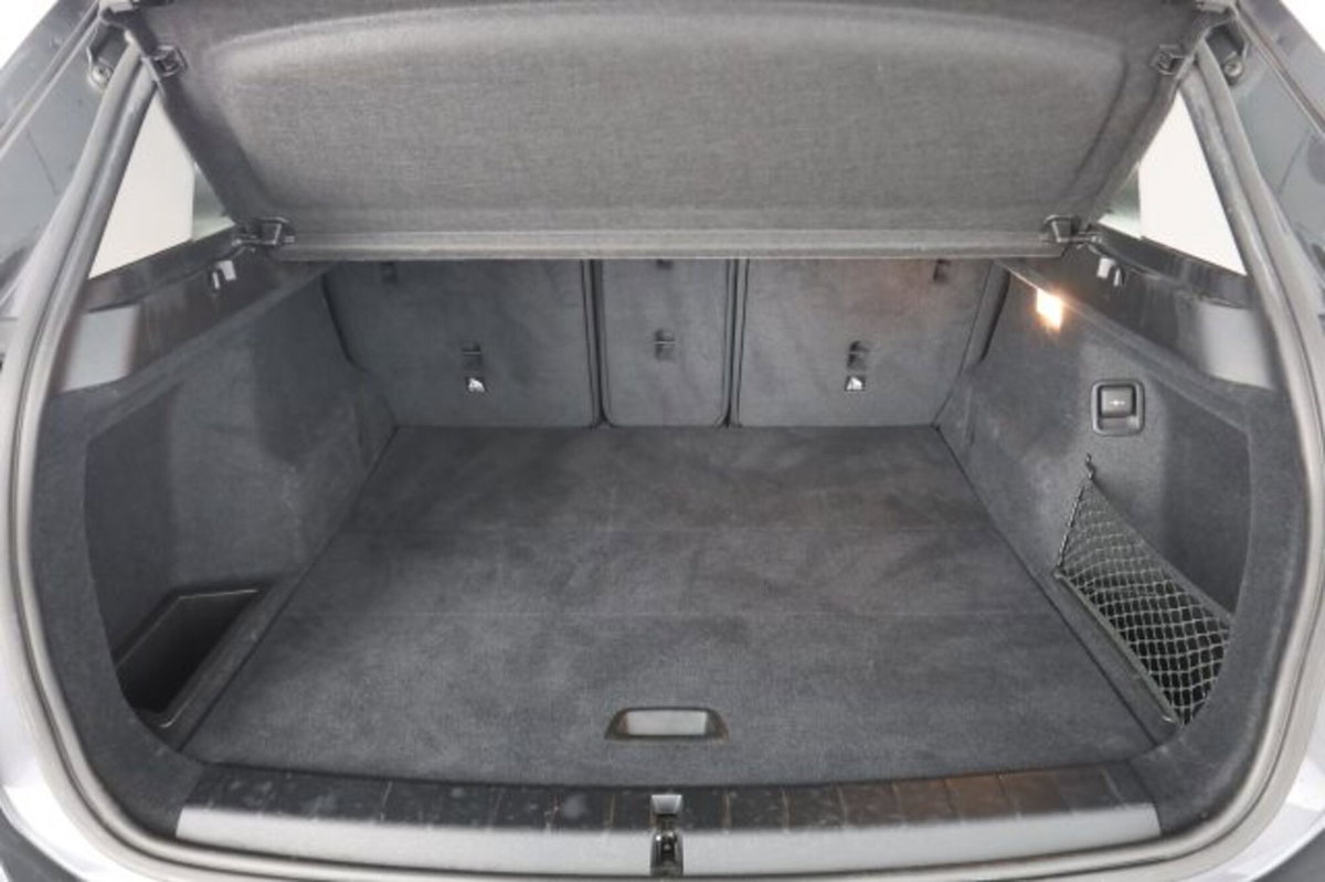 BMW X1 sDrive18d Business Advantage (6)