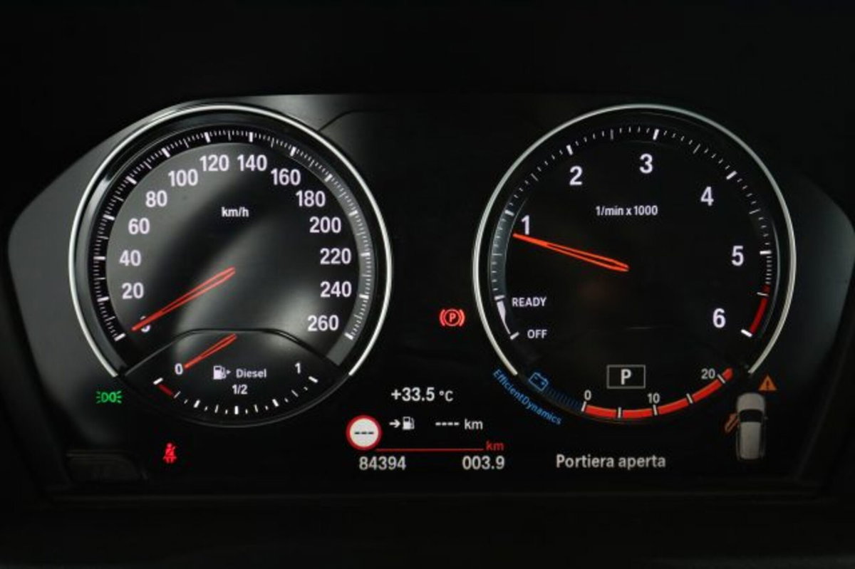 BMW X1 sDrive18d Business Advantage (7)
