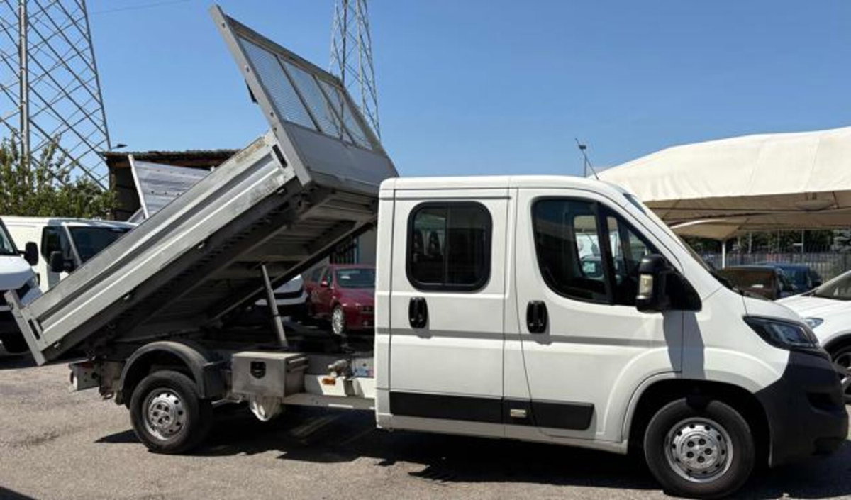 Peugeot Boxer Furgone 435 2.0 BlueHDi 130CV PM-TM Furgone (5)