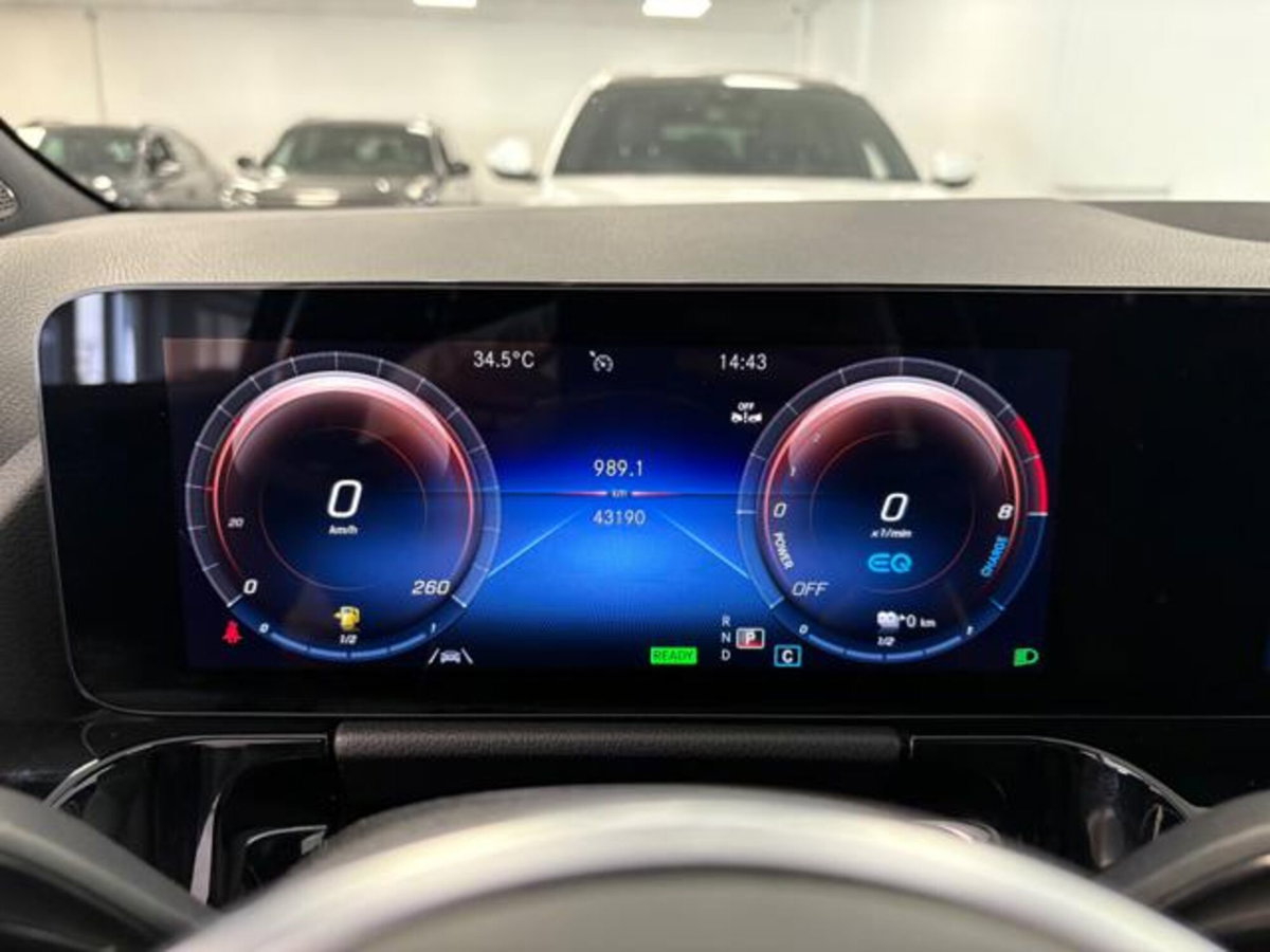 Mercedes-Benz GLA SUV 250 e Plug-in hybrid Automatic Sport Plus (10)