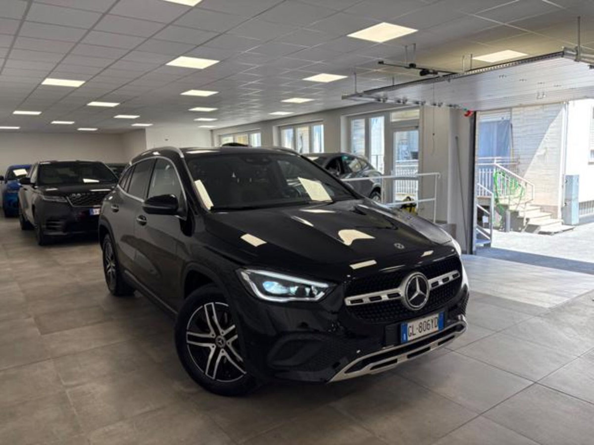 Mercedes-Benz GLA SUV 250 e Plug-in hybrid Automatic Sport Plus (3)