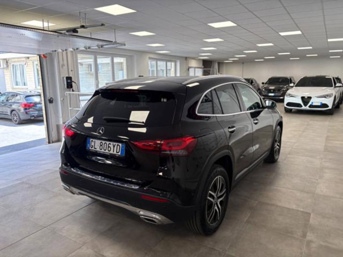 Mercedes-Benz GLA SUV 250 e Plug-in hybrid Automatic Sport Plus (6)