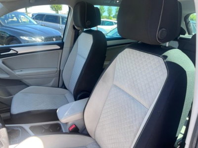 Volkswagen Tiguan 2.0 TDI SCR 4MOTION Business BlueMotion Technology (8)