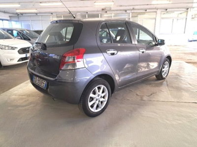 Toyota Yaris 1.3 5 porte Sol (3)
