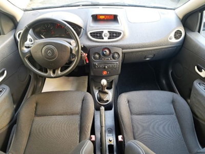 Renault Clio 1.2 16V 5 porte (12)