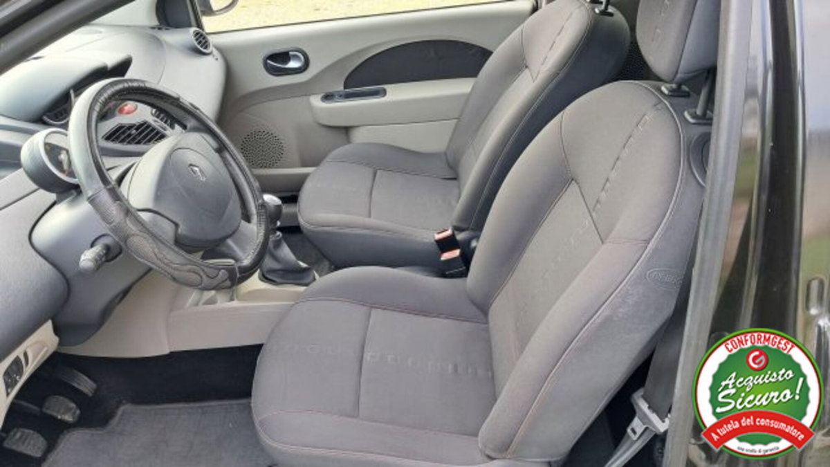 Renault Twingo 1.2 16V Nokia (3)