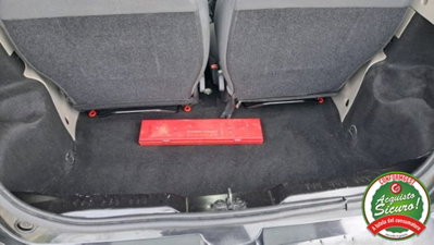 Renault Twingo 1.2 16V Nokia (5)