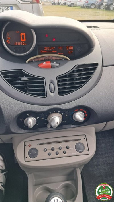 Renault Twingo 1.2 16V Nokia (6)