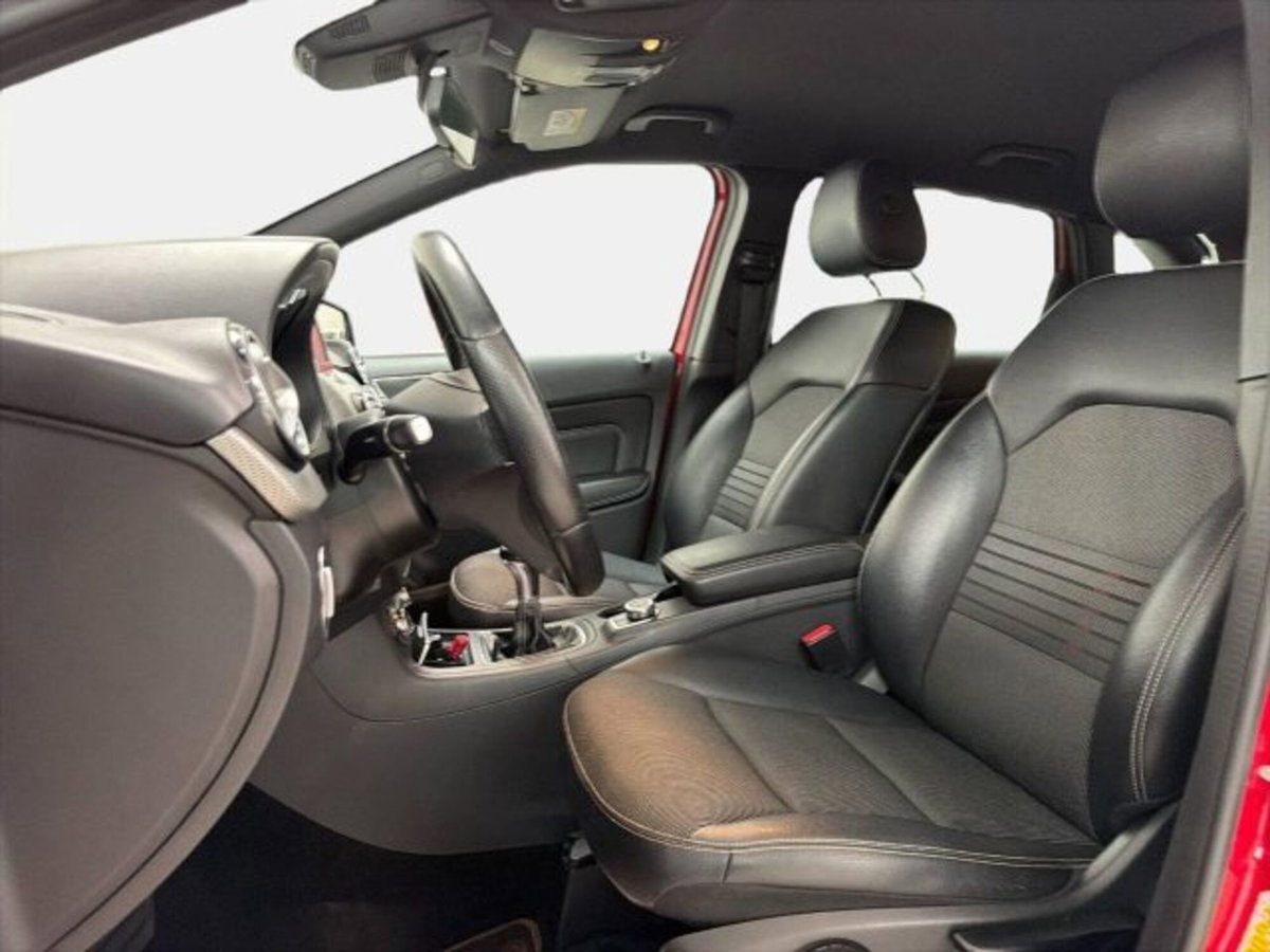 Mercedes-Benz Classe B 180 CDI Premium (12)