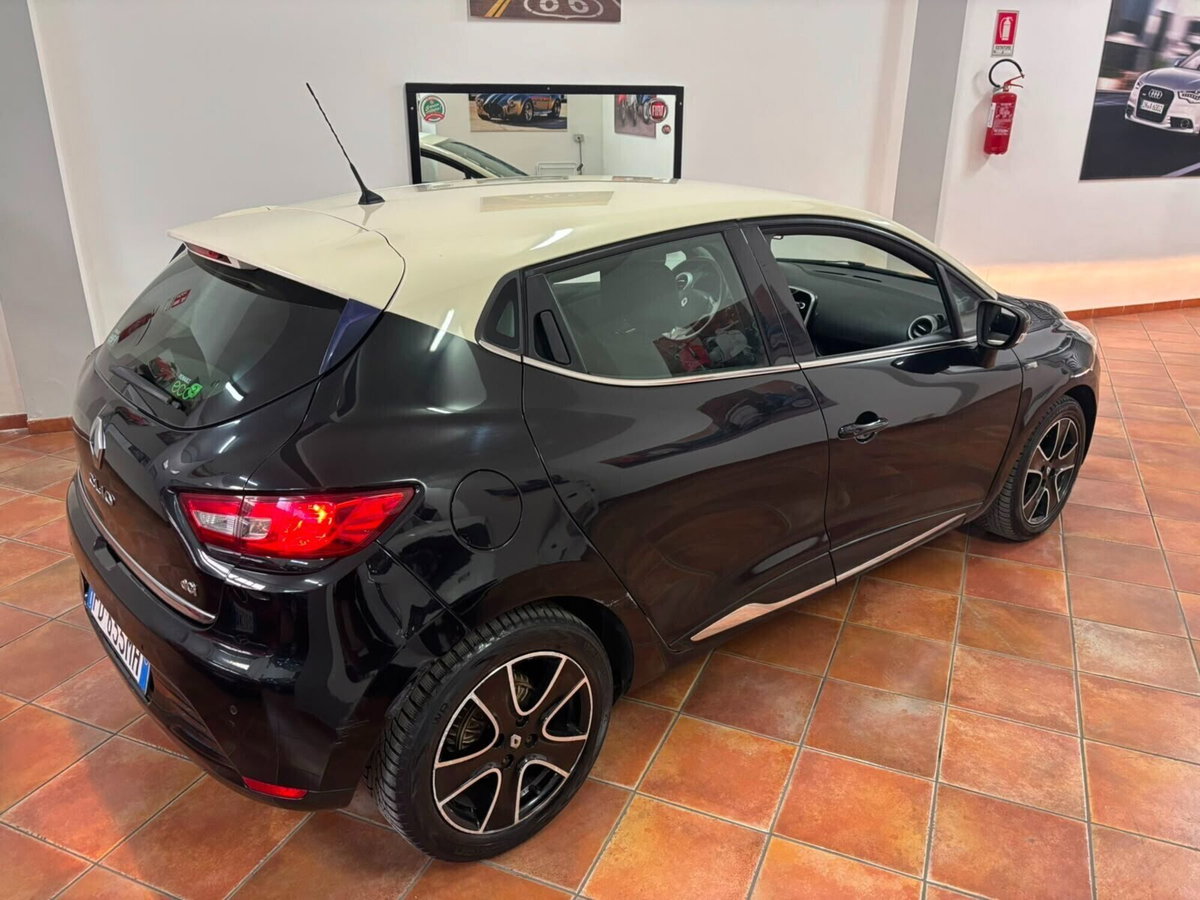 Renault Clio dCi 8V 90CV EDC Start&Stop 5 porte Energy Intens (10)