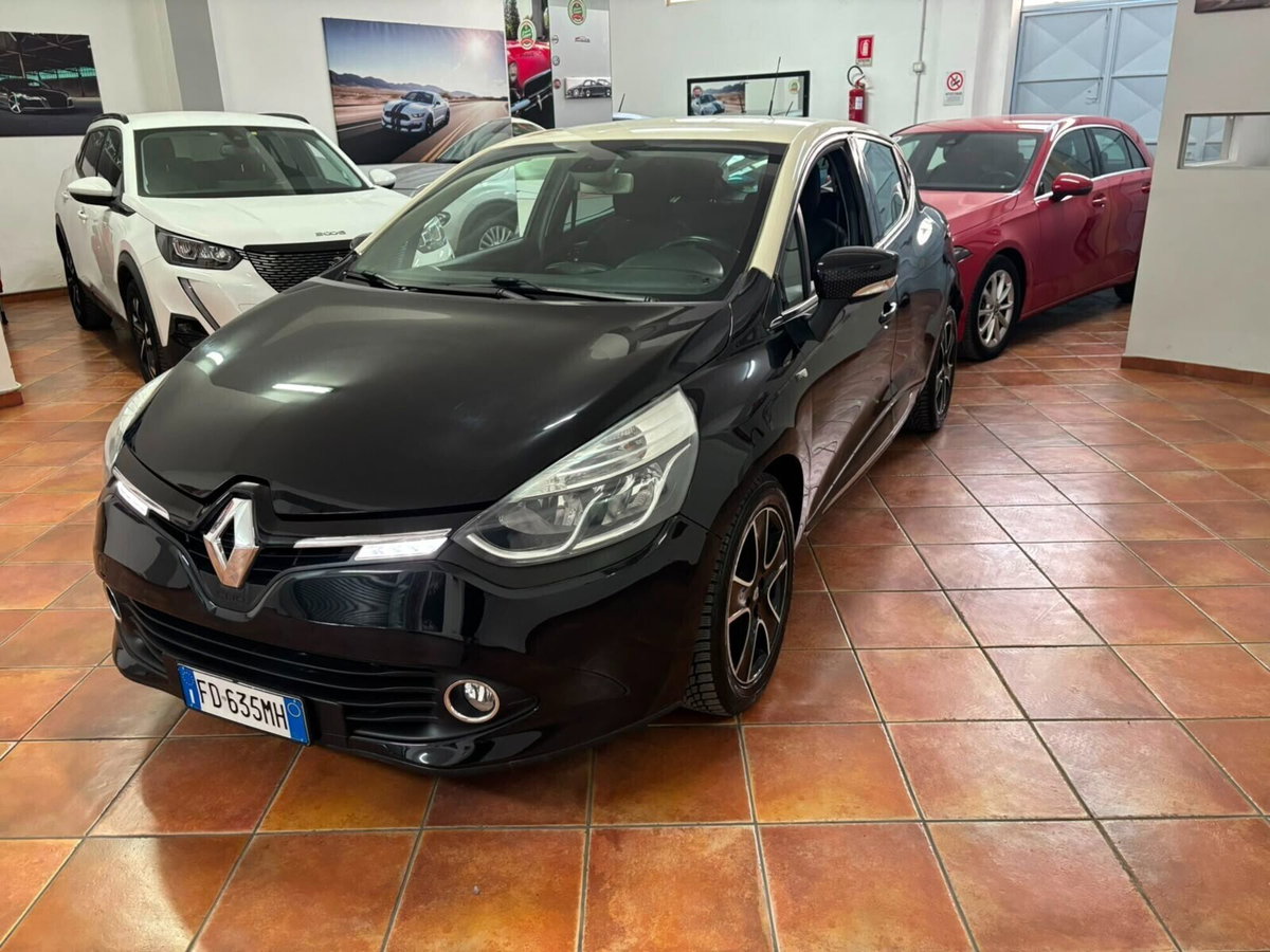 Renault Clio dCi 8V 90CV EDC Start&Stop 5 porte Energy Intens (11)