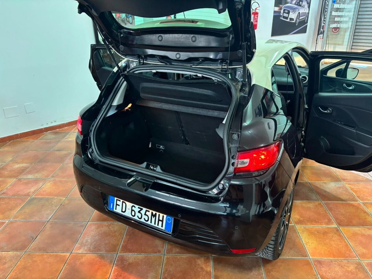 Renault Clio dCi 8V 90CV EDC Start&Stop 5 porte Energy Intens (14)
