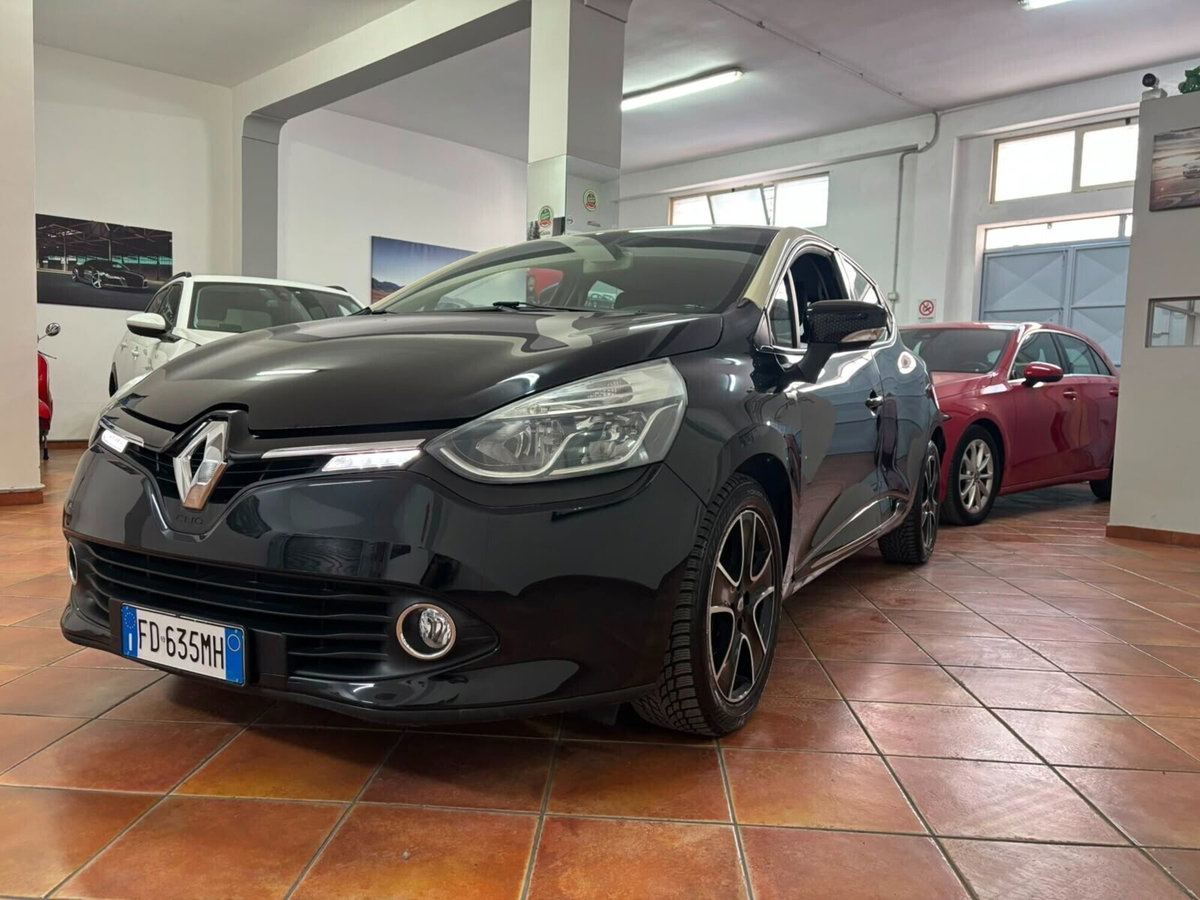 Renault Clio dCi 8V 90CV EDC Start&Stop 5 porte Energy Intens (5)