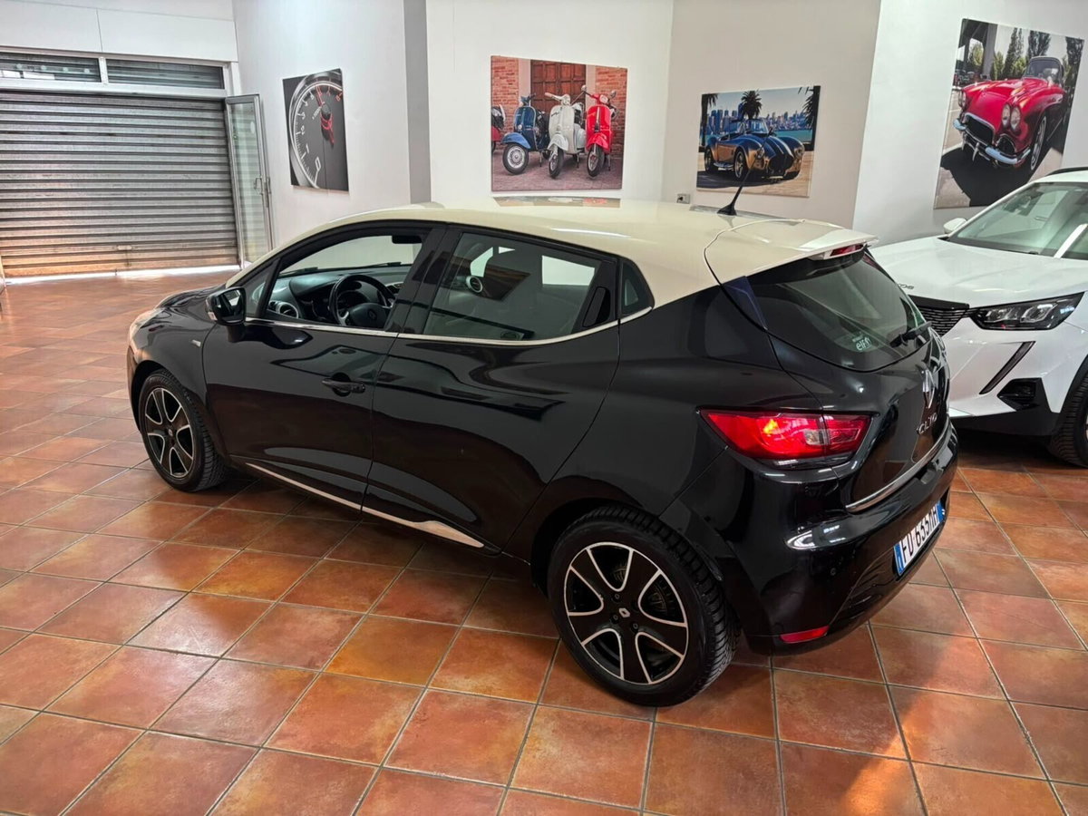 Renault Clio dCi 8V 90CV EDC Start&Stop 5 porte Energy Intens (8)