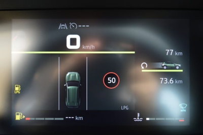 Dacia Duster 1.2 Eco-G Journey 120cv (11)