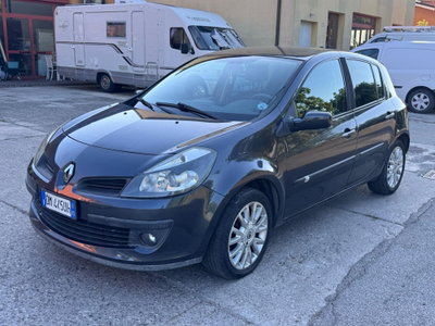 Renault Clio Storia 1.2 16V 5 porte Dynamique (4)