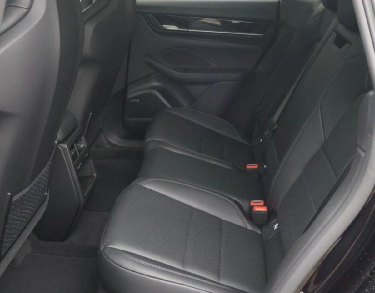 Porsche Macan 4S (5)