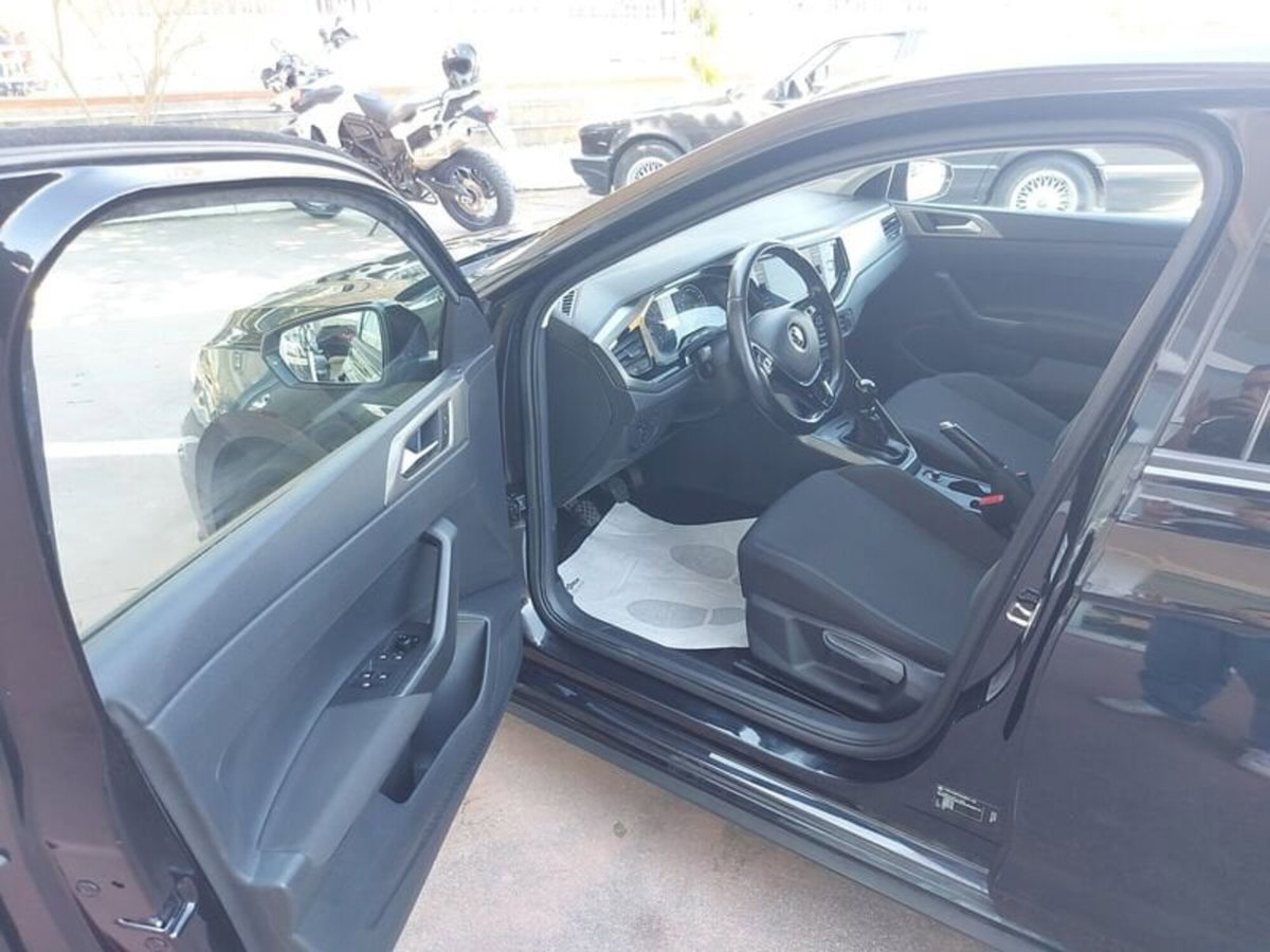 Volkswagen Polo 1.0 EVO (15)