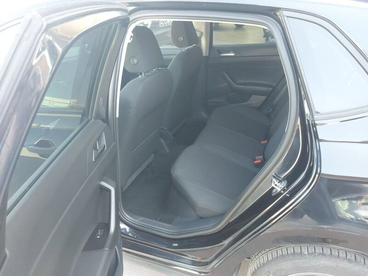 Volkswagen Polo 1.0 EVO (17)
