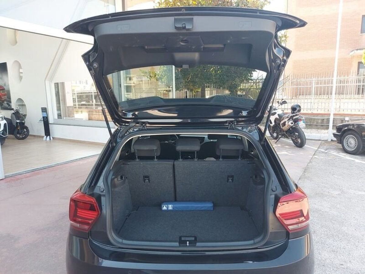 Volkswagen Polo 1.0 EVO (9)