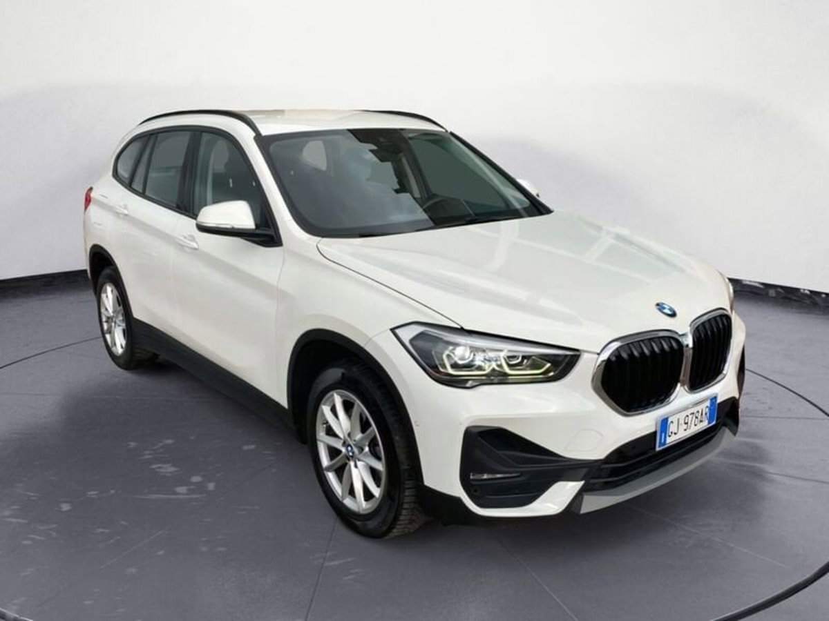BMW X1 sDrive 18d Msport (2)