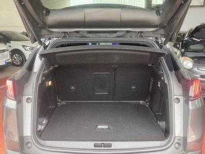 Peugeot 3008 BlueHDi 130 S&S EAT8 GT Pack (16)