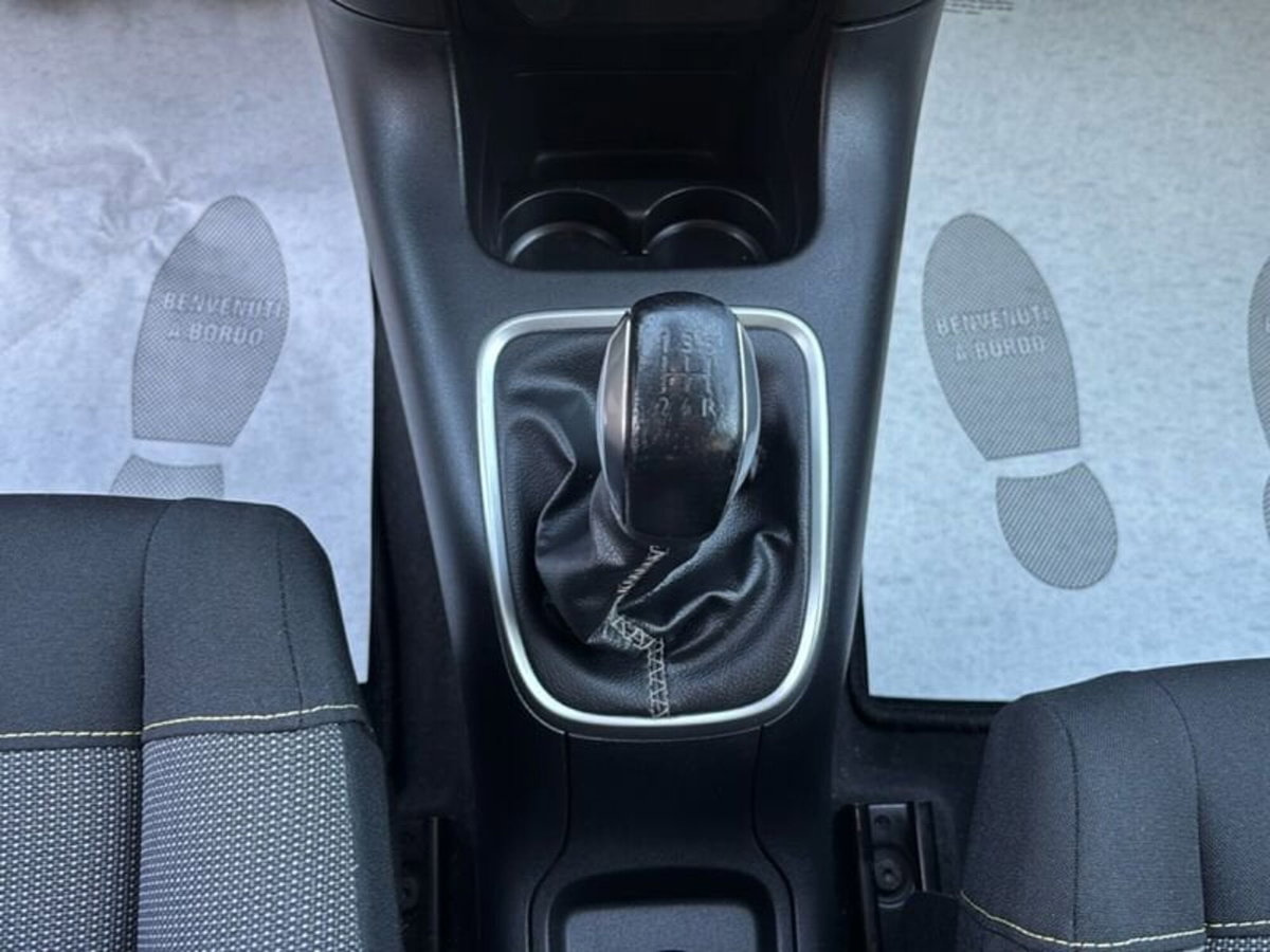 Citroen C3 PureTech 82 Shine (15)