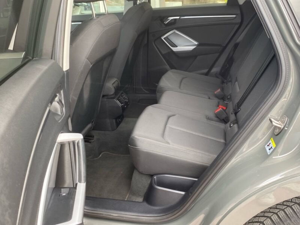 Audi Q3 Sportback 35 TDI quattro S tronic S line edition (18)