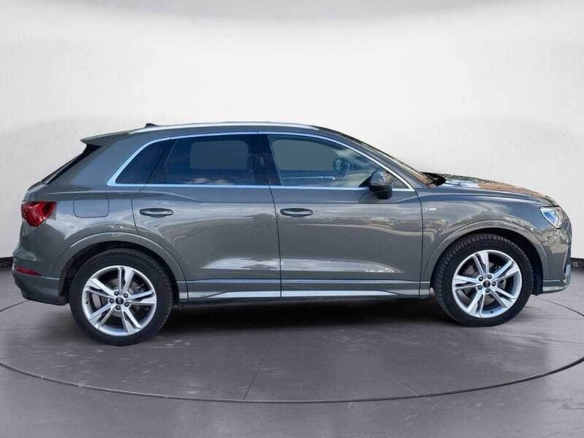 Audi Q3 Sportback 35 TDI quattro S tronic S line edition (4)