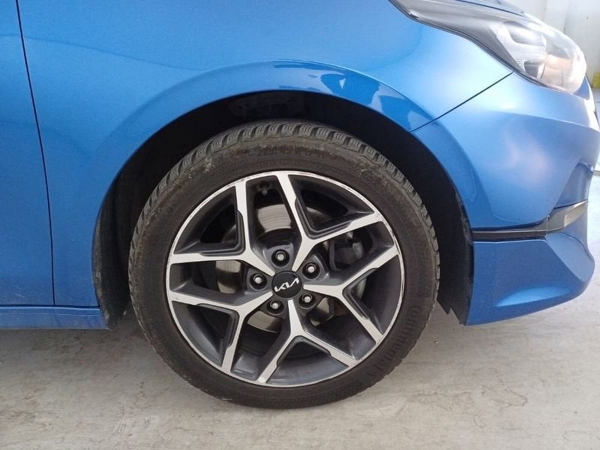 Kia Ceed Sport Wagon 1.6 CRDi 136 CV MHEV DCT SW Business (13)