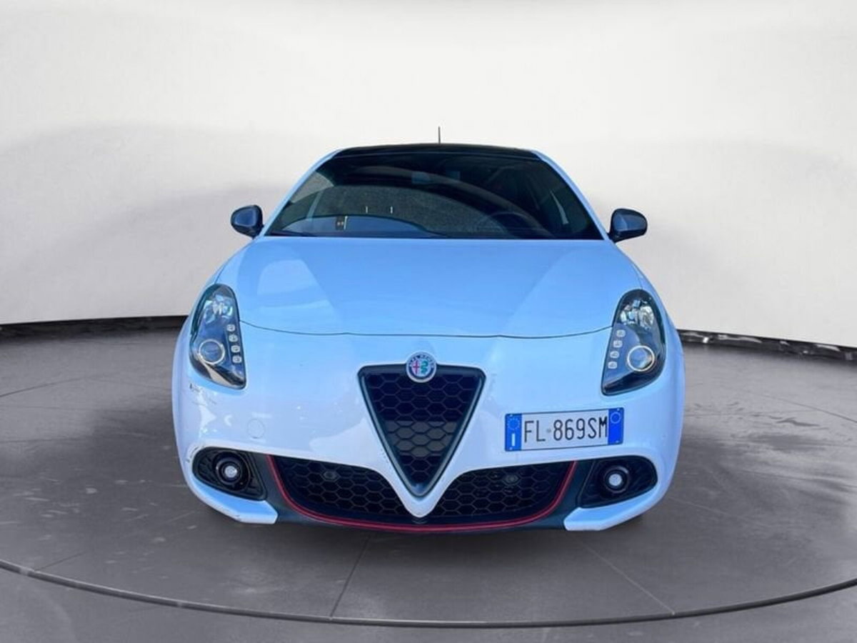 Alfa Romeo Giulietta 2.0 JTDm Distinctive 150cv E5+ (2)