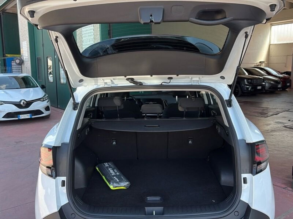 Kia Sportage 1.6 crdi mhev Business dct (13)