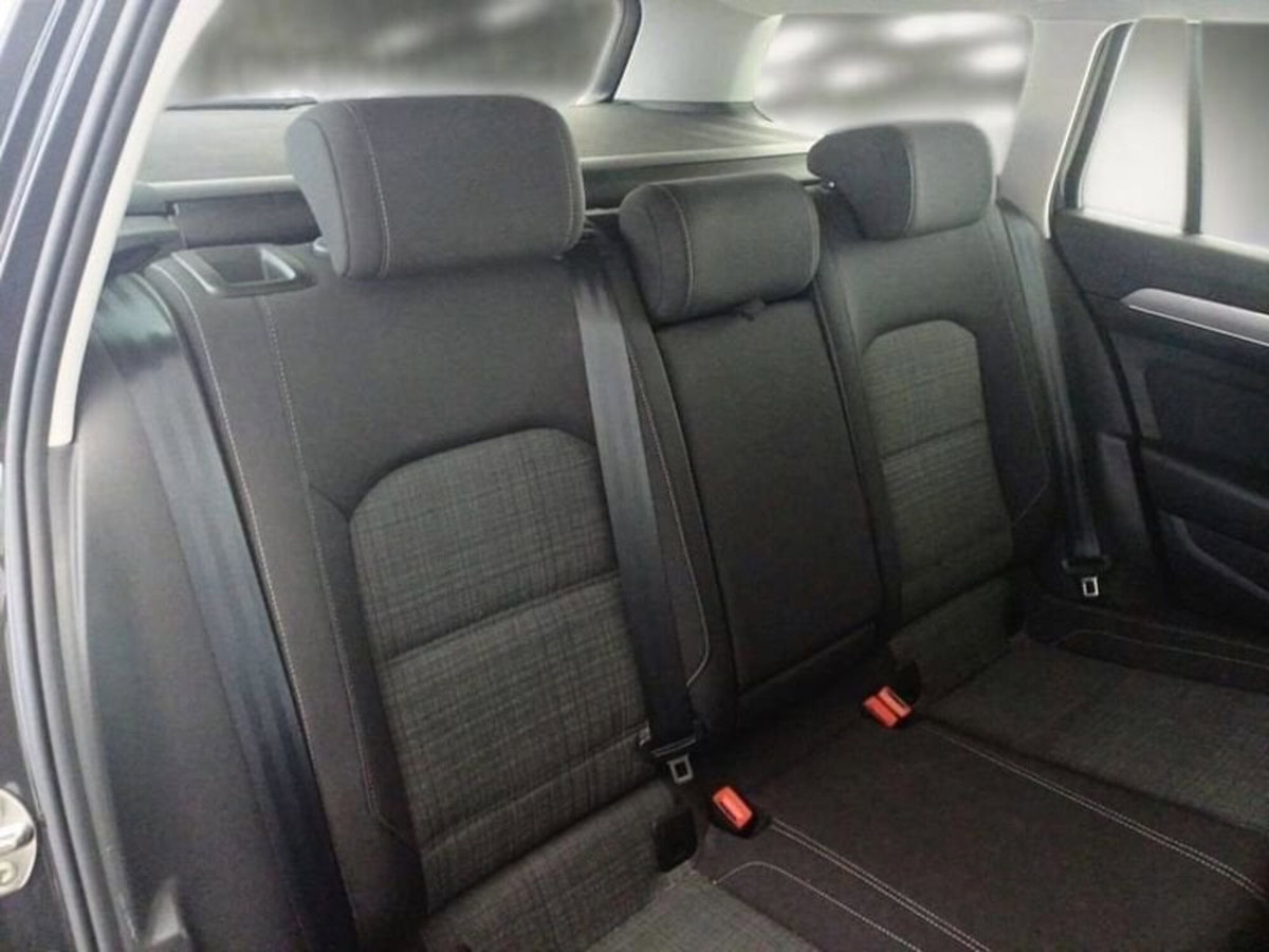 Volkswagen Passat Variant 2.0 TDI SCR EVO DSG Business (13)