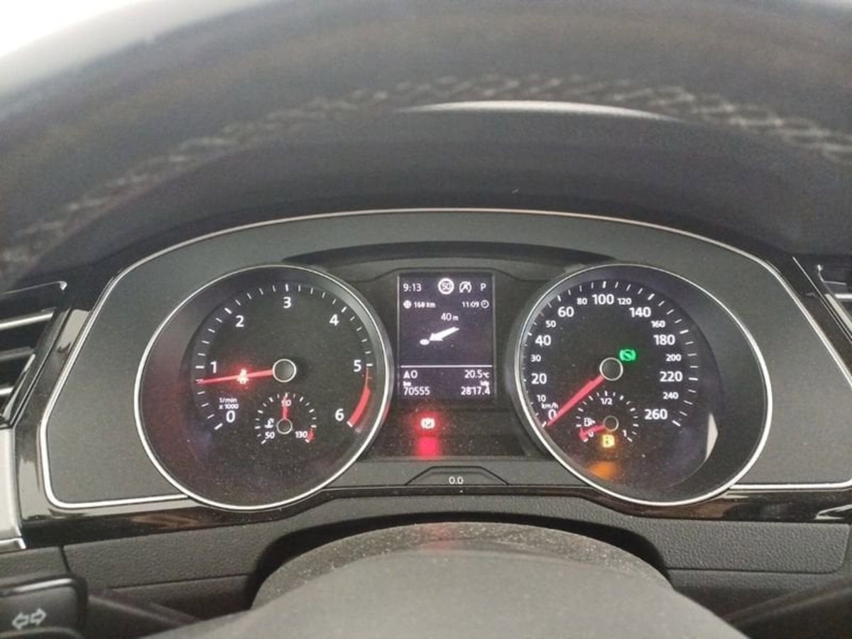 Volkswagen Passat Variant 2.0 TDI SCR EVO DSG Business (8)