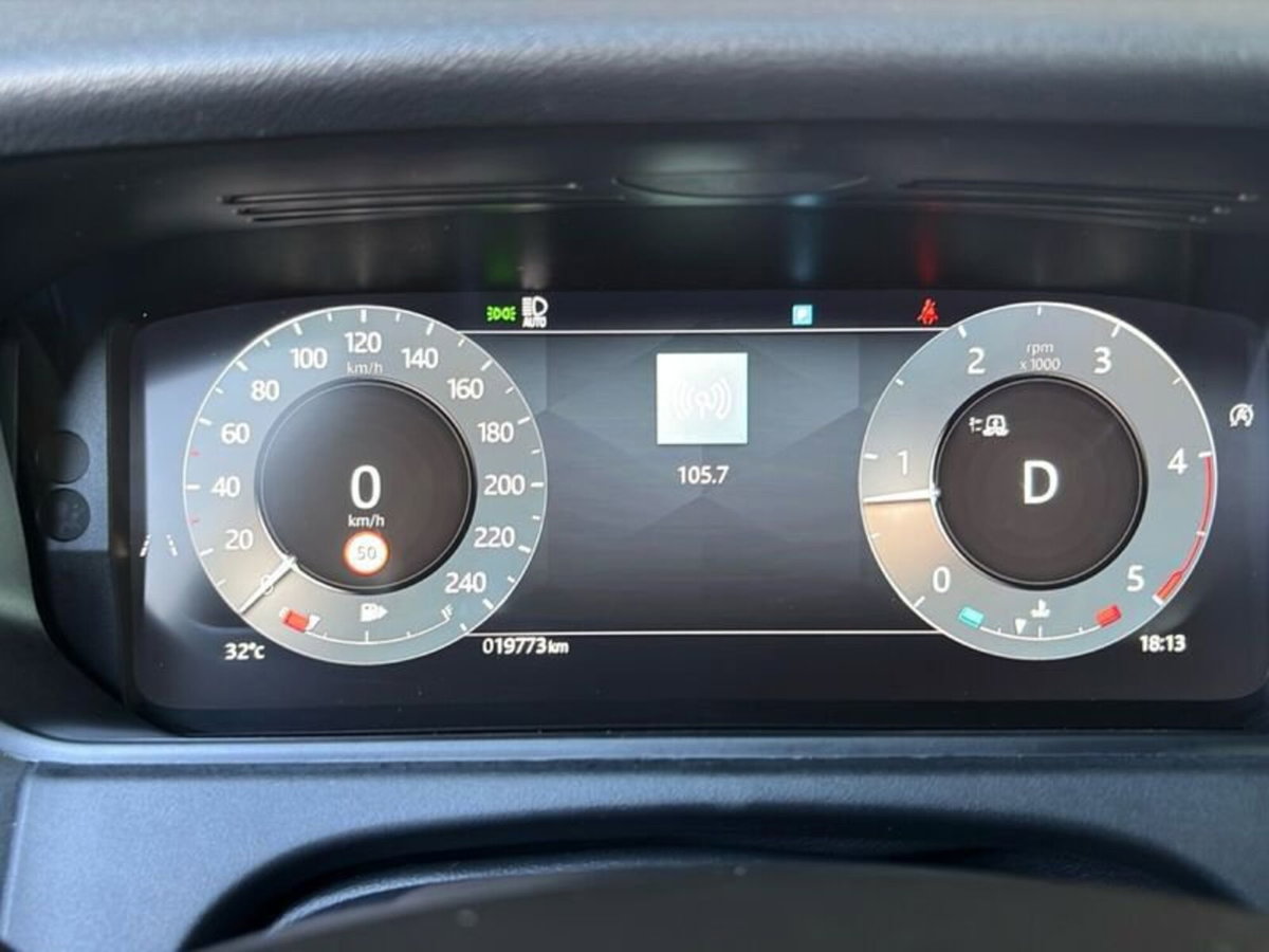 Land Rover Range Rover Velar 2.0d i4 mhev S 4wd 204cv auto (16)