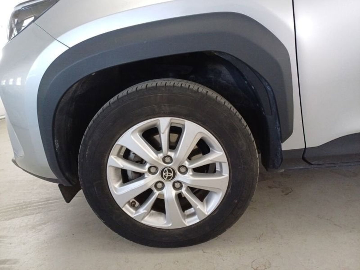 Toyota Yaris Cross 1.5h GR Sport Black Sky fwd 116cv e-cvt (15)